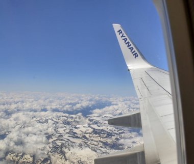 Londra Stansted havaalanına Ryanair uçuş