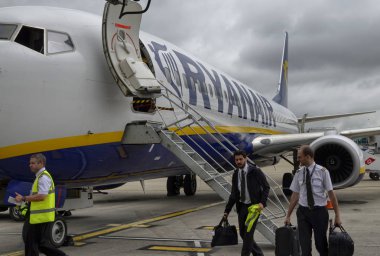 Stansted Havaalanı, İngiltere. 14 Haziran 2018. İki Ryanair