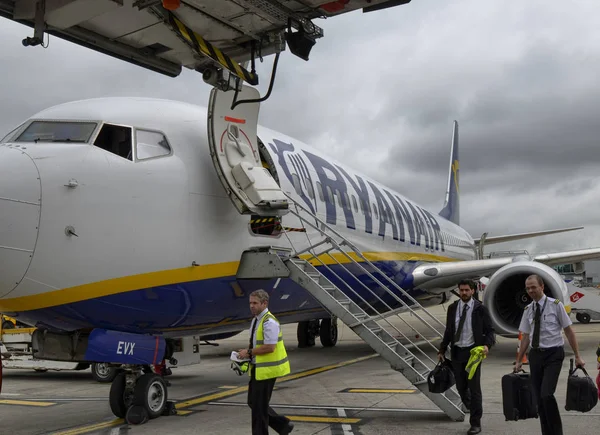 スタンステッド空港, イギリス.2018年6月14日2 ライアンエアー — ストック写真