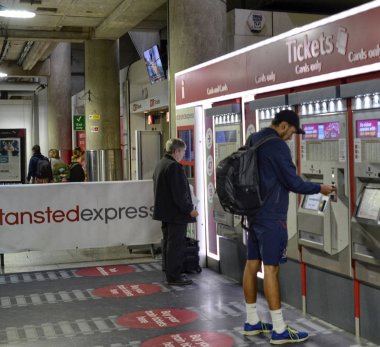 Stansted Airport - Stansted Express Londra, İngiltere. Haziran