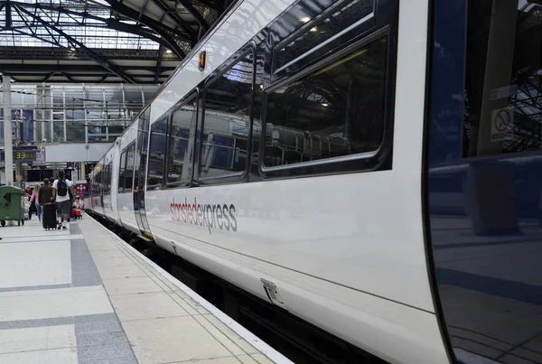 Liverpool street station, london united kingdom, juni 14 2018 — Stockfoto