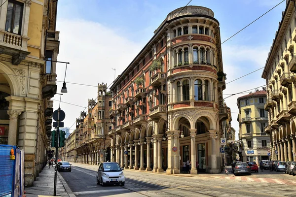 Turyn, Włochy. W zabytkowym centrum miasta, Via Pietro Micca — Zdjęcie stockowe