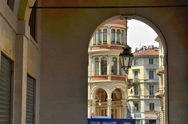 Turín, Italia. En el centro histórico, vía Pietro Micca — Foto de Stock