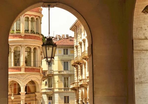 Turín, Italia. En el centro histórico, vía Pietro Micca — Foto de Stock