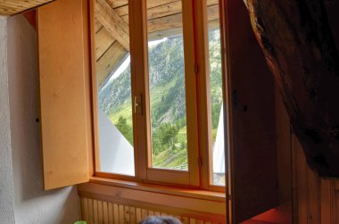 Bir dağ evi yatak odası iç görünümü