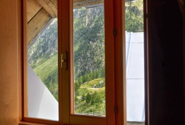 Bir dağ evi yatak odası iç görünümü