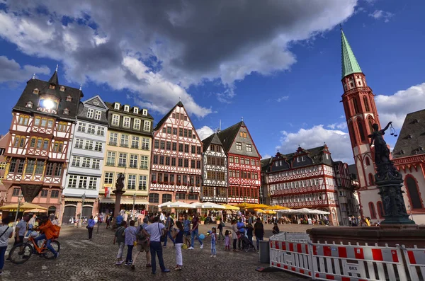 Frankfurt am Main, Németország, August 2019. Az R merberg — Stock Fotó