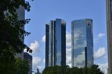 Frankfurt Main, Almanya. Ağustos 2019. Modern gökdelenler. 