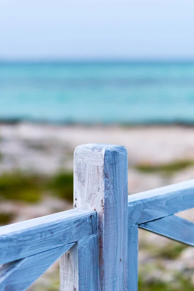 Beyaz ahşap Küpeşte, Cayo Guillermo, Küba, Caribbean detay