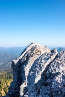 Kayalar ve mavi gökyüzü panorama, Puchberg dilerim Schneeberg, Avusturya, Europe