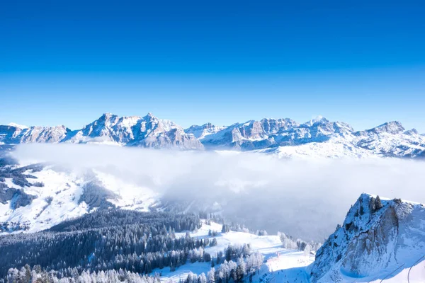 View of mountains above clouds in Alta Badia, Italy — Stock Photo, Image