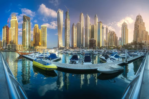 Day view of sea bay with yachts Dubai Marina, UAE — Stock Photo, Image