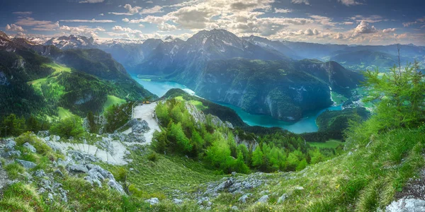 Lago Konigsee en el Parque Nacional Berchtesgaden —  Fotos de Stock