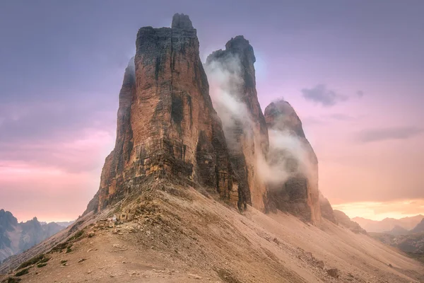 Tre Cime di Lavaredo、南チロル、ドロミテ イタリア アルプスの山尾根ビュー — ストック写真