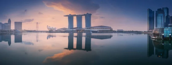 Distretto degli affari e baia di Marina a Singapore — Foto Stock