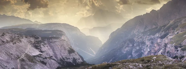 Montanha vista cume de Tre Cime di Lavaredo, Tirol do Sul, Dolomites Italien Alps — Fotografia de Stock