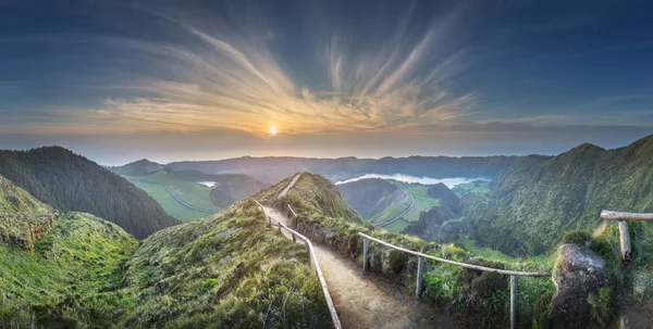 Paysage de montagne Ponta Delgada île, Açores Portugal — Photo