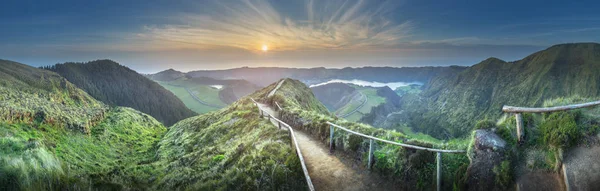 Mountain landscape Ponta Delgada island, Azores — Stock Photo, Image