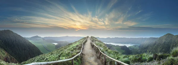 Paesaggio montano Isola di Ponta Delgada, Azzorre — Foto Stock