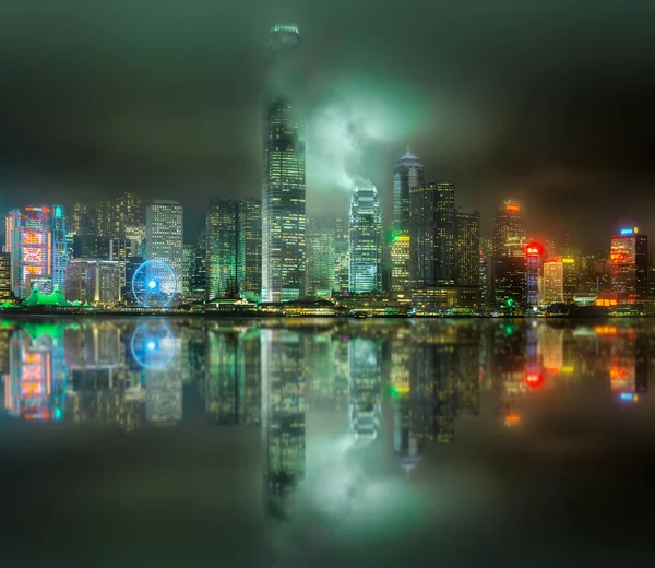 Skyline van Hong Kong in nevel van Kowloon, China — Stockfoto