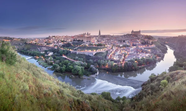 Vue panoramique sur Tolède et le Tage, Espagne — Photo