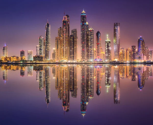 दुबई मरीना खाड़ी दृश्य पाम जुमेराह, संयुक्त अरब अमीरात से — स्टॉक फ़ोटो, इमेज