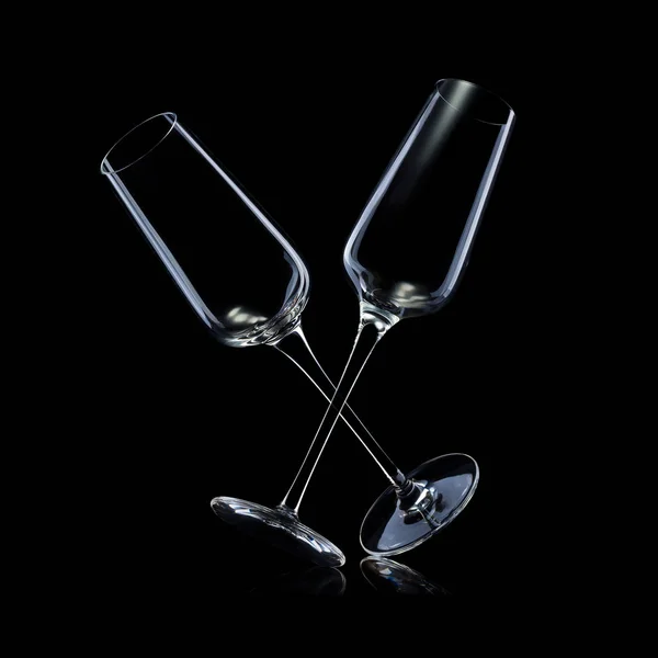 Set de sticlă goală de șampanie de lux izolată pe un fundal negru — Fotografie, imagine de stoc