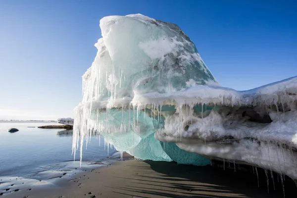 Magnífica Imagen Hielo Piezas Carámbanos — Foto de Stock