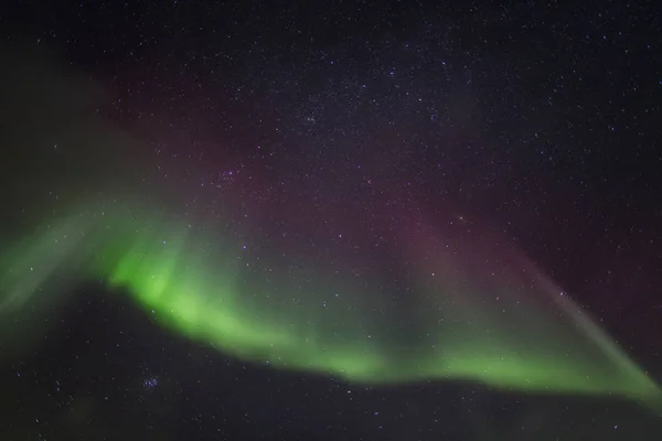 Luces Boreales Sobre Cielo Nocturno Nublado — Foto de Stock