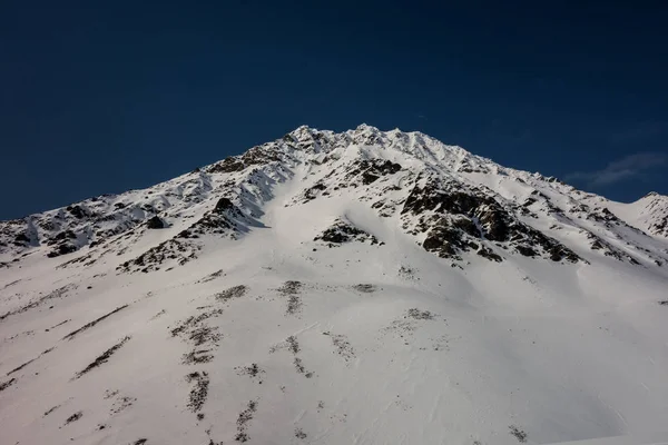 Photo Snowy Mountain Landscape — Stock Photo, Image