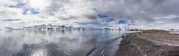 Πανοραμική Θέα Στο Αρκτικό Τοπίο — Φωτογραφία Αρχείου
