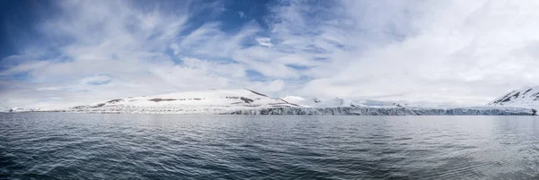 Panoramautsikt Över Det Arktiska Landskapet — Stockfoto