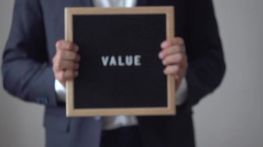 Mektup metin kurulu anonim işadamı elinde Word değeri