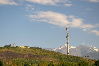 Almat, Kazakistan - 09.06.2019: Almat'taki Tv kulesinin görünümü