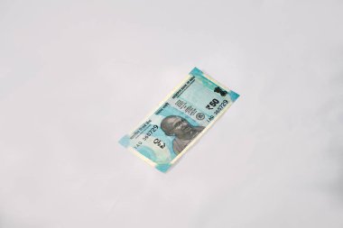 Yeni Hint Elli Rupi Para Notu
