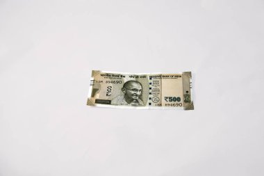 Yeni Hint Beş Yüz Rupi Para Notu