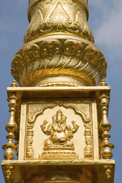 Виріза Ганапаті Dhvaja Sthambha Поза Храмом Flagstaff Який Зазвичай Має — стокове фото