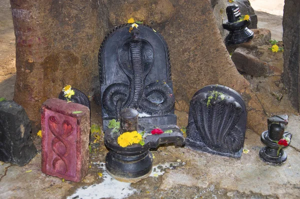 Черные Каменные Идолы Храм Капилешвара Белгави Карнатака Индия — стоковое фото