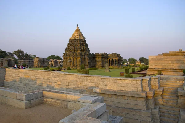 Caminó Bien Templo Fue Construido Alrededor 1112 Por Mahadeva Comandante — Foto de Stock