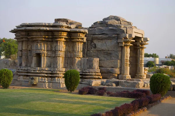 Mahadeva tapınağın 1112 Ce Mahadeva, Batı Çalukya kralı emrah VI ordusunda komutan tarafından inşa edilmiş, iyi bir örneği tamamlamak Batı Chalukyan sanat, Itagi, Hindistan