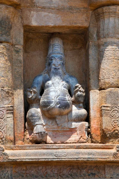 アガスティヤ アイラーヴァテーシュヴァラ寺院 Darasuram Mandapa のタミル語 Nadu インドの南壁 — ストック写真