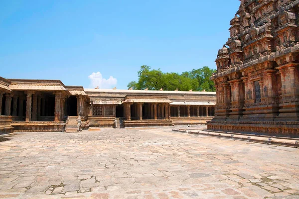 アイラーヴァテーシュヴァラ寺院 Darasuram タミールナードゥ州 インド南西部からビュー — ストック写真