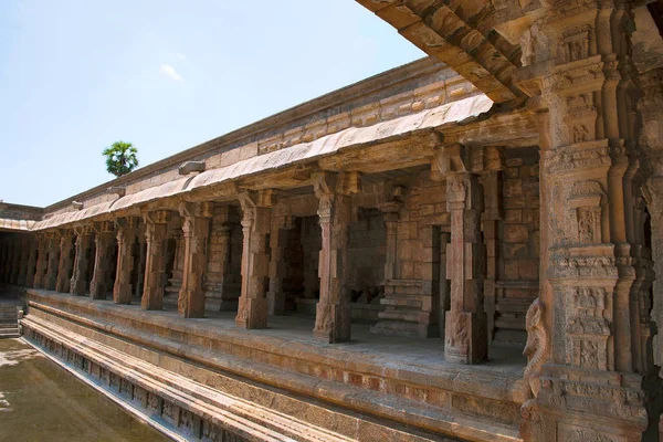Pilares Esculpidos Claustro Lado Oeste Templo Airavatesvara Darasuram Tamil Nadu — Fotografia de Stock