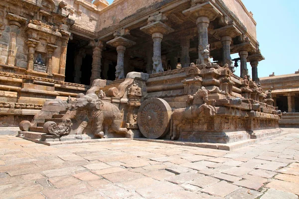 Elephants Balustrades Galloping Horses Agra Mandapa Airavatesvara Temple Darasuram Tamil — Stock Photo, Image