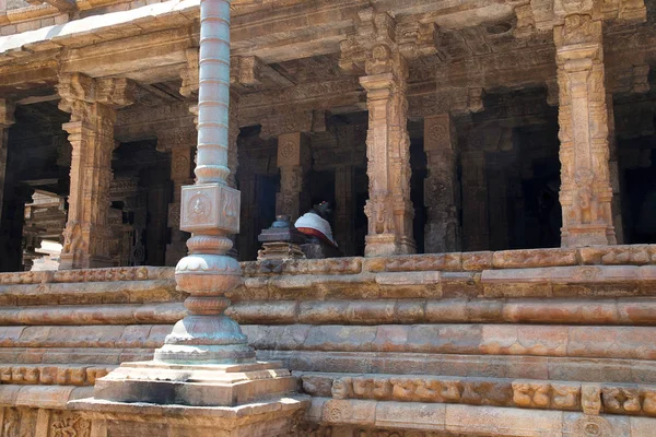 Flagpost 100 Pillar Maha Mandapa Airavatesvara Temple Darasuram Tamil Nadu — Foto de Stock