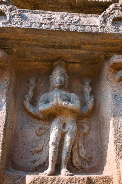Indra, Tanrılar kralı, agra-mandapa, Airavatesvara Tapınağı, Darasuram, Tamil Nadu, Hindistan temelini ikinci niş.