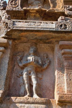 Vayu, rüzgarların efendisi, agra-mandapa, Airavatesvara Tapınağı, Darasuram, Tamil Nadu, Hindistan temelini beşinci niş.