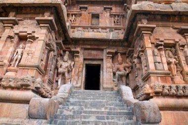 Dwarapala mukhamandapa, Brihadisvara Tapınağı, Tanjore, Tamil Nadu, Hindistan güney girişinde.