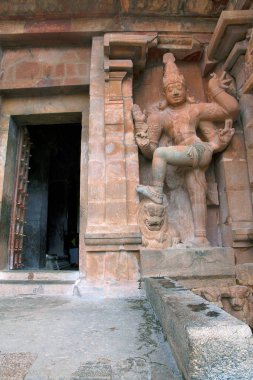 Dwarapala doğru Güney girişi, Brihadisvara Tapınağı, Tanjore, Tamil Nadu Hindistan üzerine