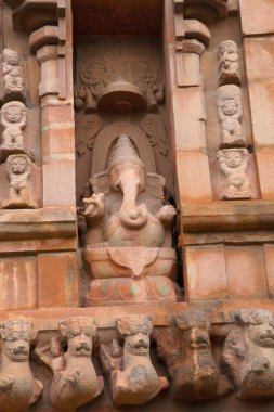 Ganesha, alt niş Güney duvarda Brihadisvara Tapınağı, Tanjore, Tamil Nadu, Hindistan
